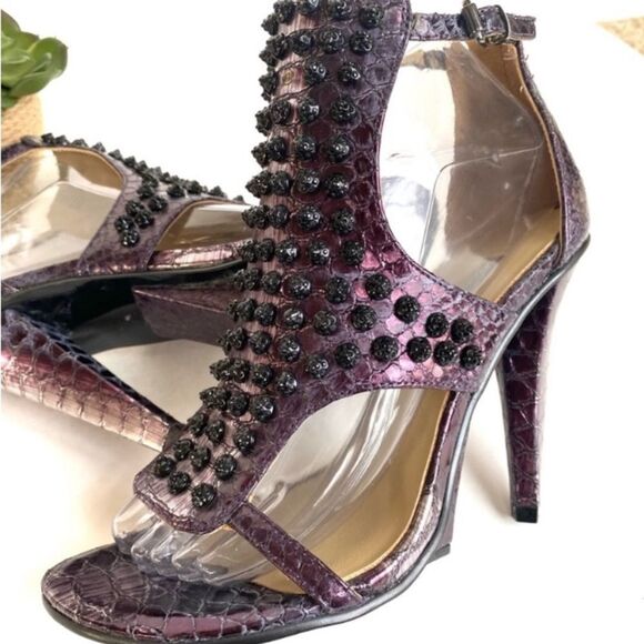 Kenneth Cole Sweet Greet Studded Heels Plum 7.5 - Picture 4 of 14